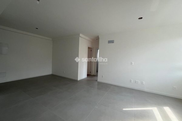 Apartamento à venda com 64m², 2 quartos, 1 suíte, 1 vaga no bairro Coqueiros em Florianópolis