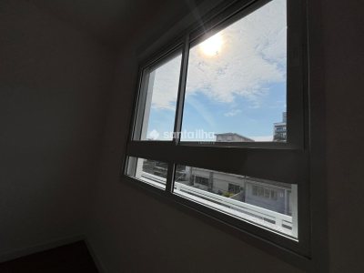 Apartamento à venda com 64m², 2 quartos, 1 suíte, 1 vaga no bairro Coqueiros em Florianópolis - Foto 13