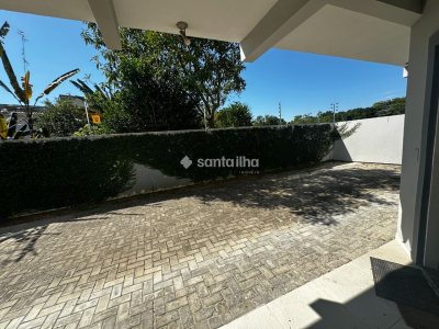 Casa à venda com 129m², 3 quartos, 1 suíte, 2 vagas no bairro Campeche em Florianópolis - Foto 18