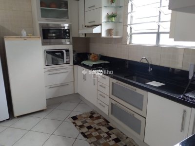 Casa à venda com 113m², 3 quartos, 2 vagas no bairro Tapera em Florianópolis - Foto 2
