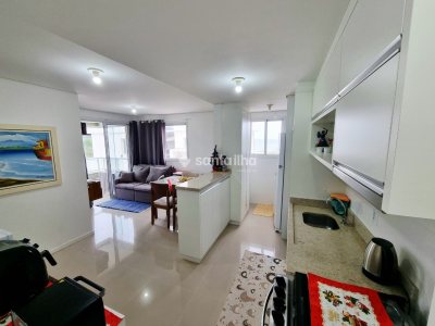 Apartamento à venda com 63m², 2 quartos, 1 suíte, 2 vagas no bairro Pântano do Sul em Florianópolis - Foto 3