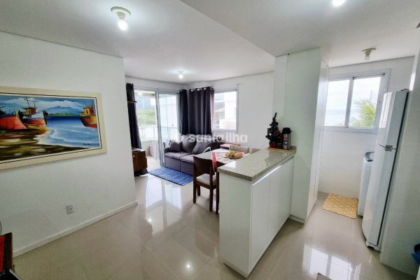 Apartamento à venda com 63m², 2 quartos, 1 suíte, 2 vagas no bairro Balneário dos Açores em Florianópolis