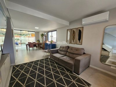 Casa à venda com 137m², 3 quartos, 1 suíte, 2 vagas no bairro Campeche em Florianópolis - Foto 14