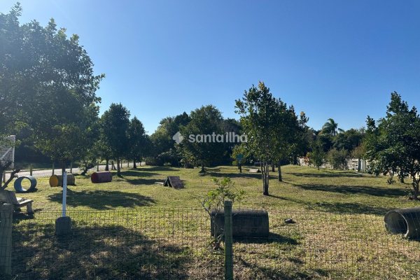 Casa à venda com 136m², 2 quartos, 2 suítes, 1 vaga no bairro Ribeirão da Ilha em Florianópolis