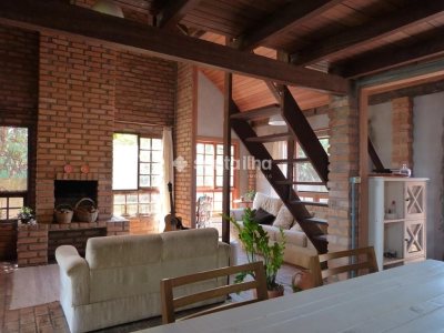 Casa à venda com 160m², 4 quartos, 1 suíte, 3 vagas no bairro Campeche em Florianópolis - Foto 10