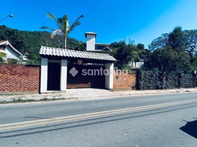 Casa à venda com 200m², 4 quartos, 2 suítes, 1 vaga no bairro Campeche em Florianópolis - Foto 102