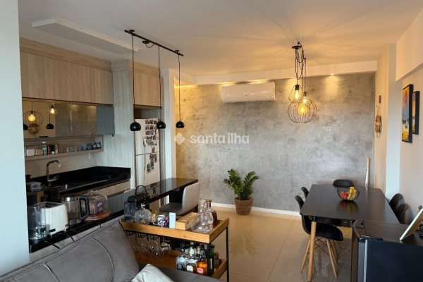 Apartamento à venda com 88m², 3 quartos, 1 suíte, 2 vagas no bairro Jardim Cidade de Florianópolis em São José