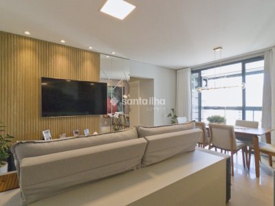 Apartamento à venda com 87m², 2 quartos, 2 suítes, 2 vagas no bairro Agronômica em Florianópolis - Foto 2