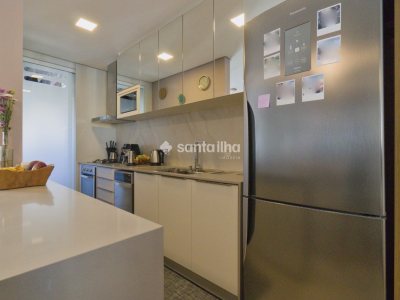 Apartamento à venda com 87m², 2 quartos, 2 suítes, 2 vagas no bairro Agronômica em Florianópolis - Foto 8