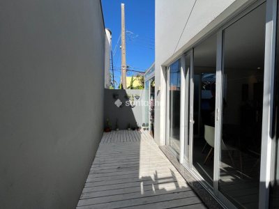 Casa para alugar com 129m², 3 quartos, 1 suíte, 2 vagas no bairro Campeche em Florianópolis - Foto 15