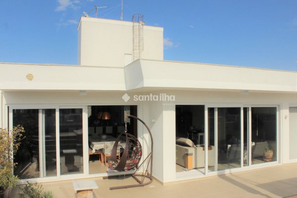 Cobertura à venda com 349m², 3 quartos, 3 suítes, 2 vagas no bairro Campeche em Florianópolis