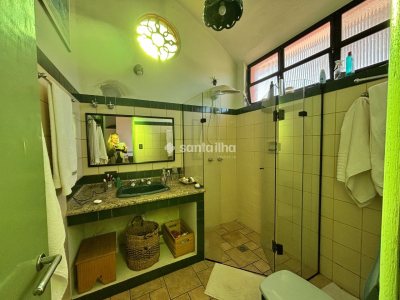 Casa em Condomínio à venda com 226m², 3 quartos, 1 suíte, 4 vagas no bairro Morro das Pedras em Florianópolis - Foto 22