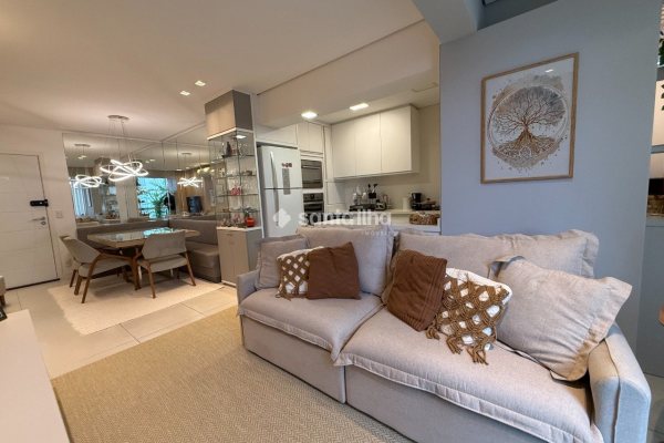 Apartamento à venda com 76m², 2 quartos, 1 suíte, 1 vaga no bairro Campeche em Florianópolis