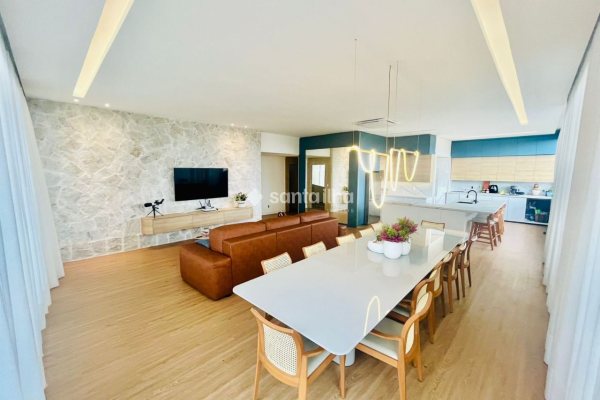 Cobertura à venda com 294m², 3 quartos, 3 suítes, 2 vagas no bairro Campeche em Florianópolis