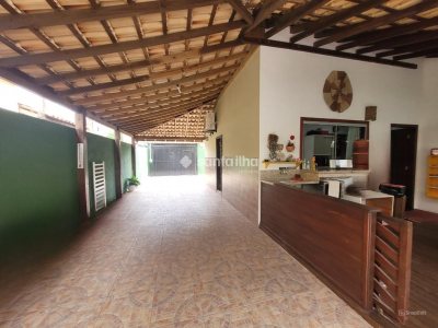 Casa à venda com 175m², 6 quartos, 1 suíte, 5 vagas no bairro Rio Tavares em Florianópolis - Foto 15