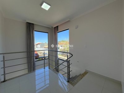 Casa para alugar ou comprar com 199m², 4 quartos, 1 suíte, 4 vagas no bairro Campeche em Florianópolis - Foto 11