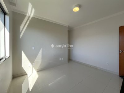 Casa para alugar ou comprar com 199m², 4 quartos, 1 suíte, 4 vagas no bairro Campeche em Florianópolis - Foto 31