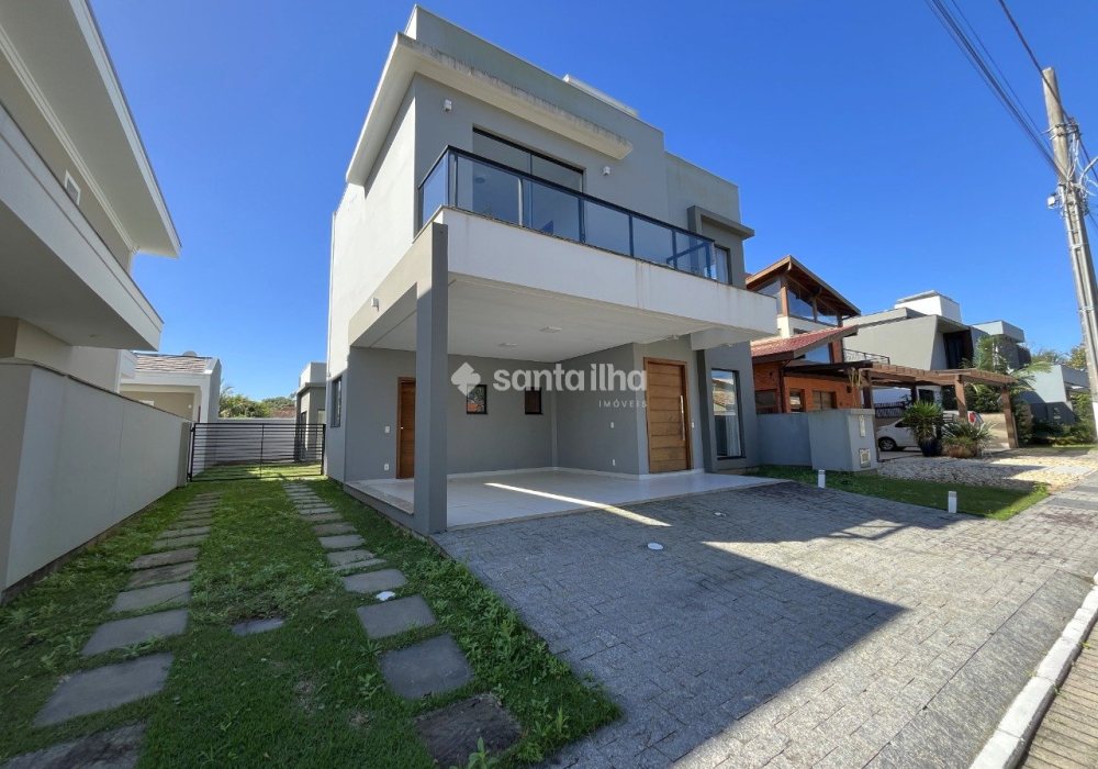 Casa para alugar ou comprar com 199m², 4 quartos, 1 suíte, 4 vagas no bairro Campeche em Florianópolis - Foto 1