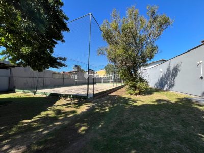 Casa para alugar ou comprar com 199m², 4 quartos, 1 suíte, 4 vagas no bairro Campeche em Florianópolis - Foto 46
