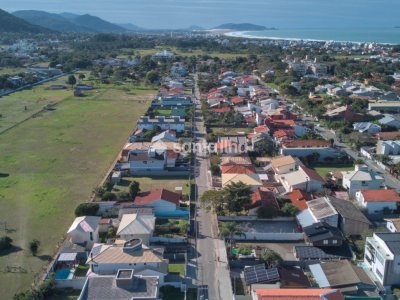 Casa à venda com 250m², 4 quartos, 2 suítes, 2 vagas no bairro Campeche em Florianópolis - Foto 41