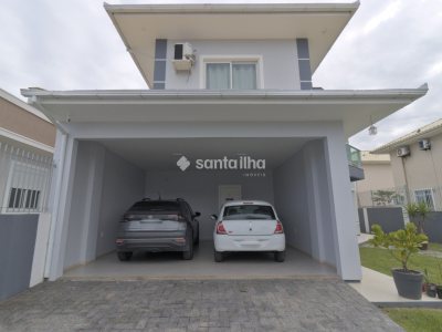 Casa à venda com 250m², 4 quartos, 2 suítes, 2 vagas no bairro Campeche em Florianópolis - Foto 5