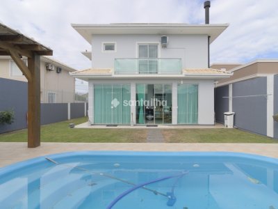 Casa à venda com 250m², 4 quartos, 2 suítes, 2 vagas no bairro Campeche em Florianópolis - Foto 8