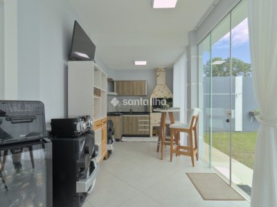 Casa à venda com 250m², 4 quartos, 2 suítes, 2 vagas no bairro Campeche em Florianópolis - Foto 11