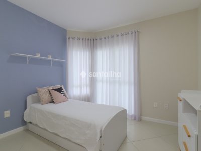 Casa à venda com 250m², 4 quartos, 2 suítes, 2 vagas no bairro Campeche em Florianópolis - Foto 25