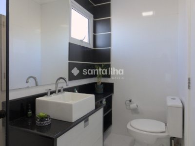 Casa à venda com 250m², 4 quartos, 2 suítes, 2 vagas no bairro Campeche em Florianópolis - Foto 32