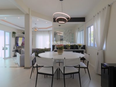 Casa à venda com 250m², 4 quartos, 2 suítes, 2 vagas no bairro Campeche em Florianópolis - Foto 16