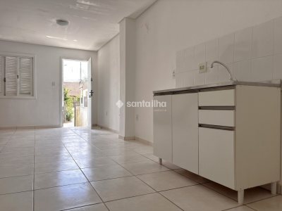 Casa para alugar com 61m², 2 quartos, 1 vaga no bairro Campeche em Florianopolis - Foto 7