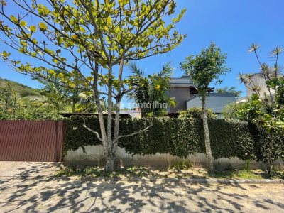 Casa em Condomínio à venda com 225m², 5 quartos, 1 suíte, 3 vagas no bairro Campeche em Florianópolis - Foto 2