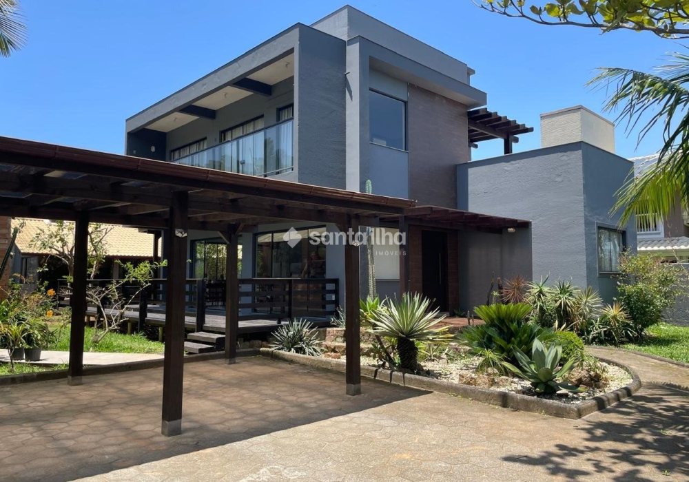 Casa em Condomínio à venda com 225m², 5 quartos, 1 suíte, 3 vagas no bairro Campeche em Florianópolis - Foto 1