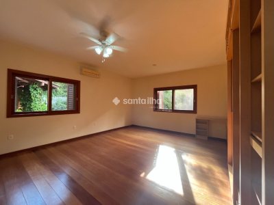 Casa em Condomínio para alugar ou comprar com 320m², 5 quartos, 5 suítes, 4 vagas no bairro Rio Tavares em Florianópolis - Foto 18