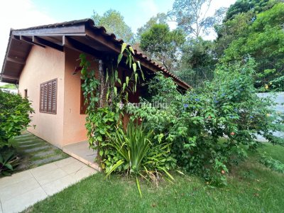 Casa em Condomínio para alugar ou comprar com 320m², 5 quartos, 5 suítes, 4 vagas no bairro Rio Tavares em Florianópolis - Foto 46