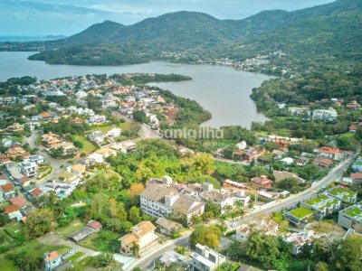Apartamento à venda com 187m², 4 quartos, 2 suítes, 3 vagas no bairro Lagoa da Conceição em Florianópolis - Foto 3