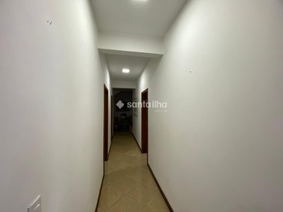 Casa para alugar ou comprar com 170m², 4 quartos, 2 suítes, 4 vagas no bairro Armação em Florianópolis - Foto 22