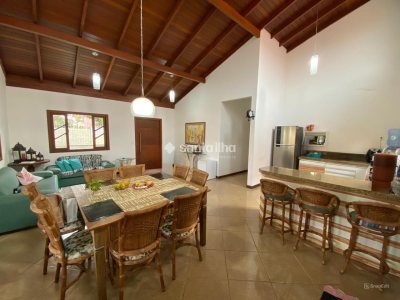 Casa para alugar ou comprar com 170m², 4 quartos, 2 suítes, 4 vagas no bairro Armação em Florianópolis - Foto 11