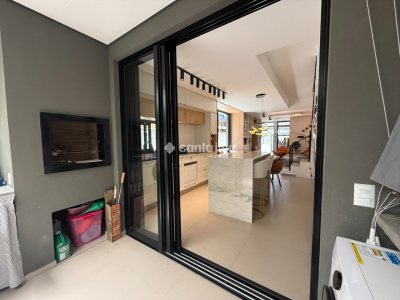 Casa à venda com 123m², 3 quartos, 1 suíte, 1 vaga no bairro Campeche em Florianópolis - Foto 13