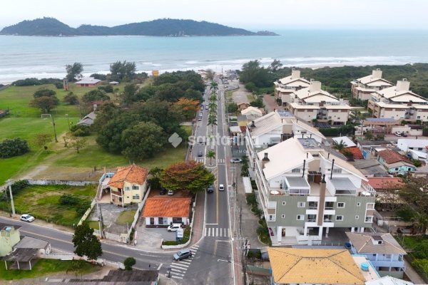 Apartamento à venda com 71m², 2 quartos, 1 suíte, 1 vaga no bairro Campeche em Florianópolis