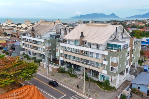 Apartamento à venda com 71m², 2 quartos, 1 suíte, 1 vaga no bairro Campeche em Florianópolis
