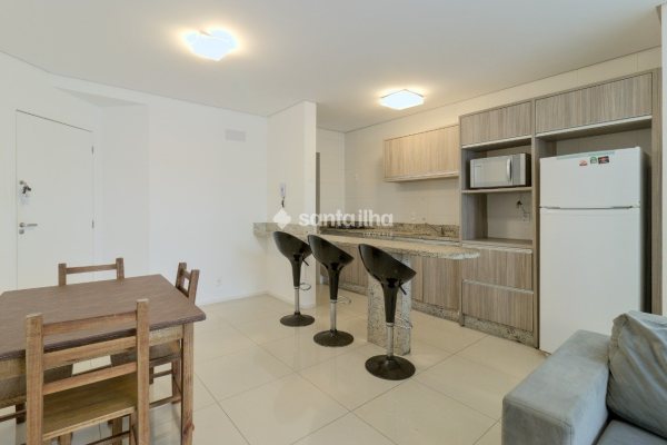 Apartamento à venda com 71m², 2 quartos, 1 suíte, 1 vaga no bairro Campeche em Florianópolis