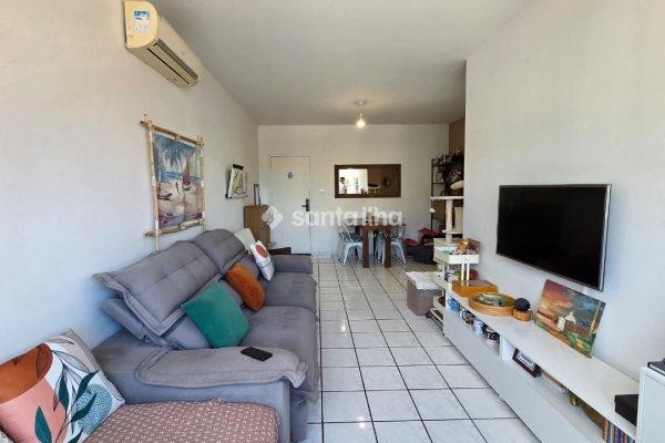 Apartamento à venda com 72m², 2 quartos, 1 vaga no bairro Agronômica em Florianópolis