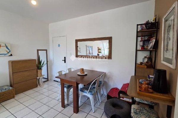 Apartamento à venda com 72m², 2 quartos, 1 vaga no bairro Agronômica em Florianópolis