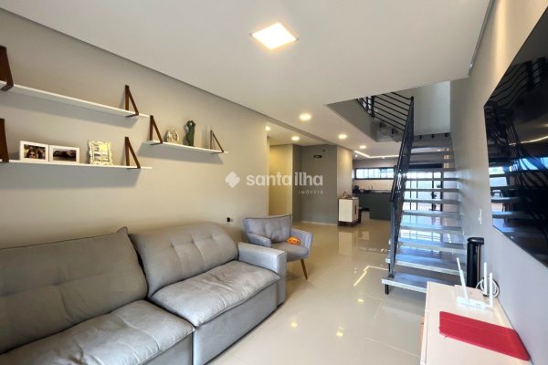 Casa à venda com 145m², 3 quartos, 1 suíte, 2 vagas no bairro Ribeirão da Ilha em Florianópolis