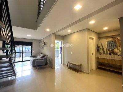 Casa à venda com 145m², 3 quartos, 1 suíte, 2 vagas no bairro Ribeirão da Ilha em Florianópolis - Foto 12