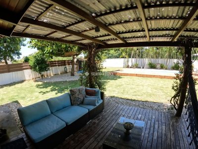 Casa em Condomínio para alugar ou comprar com 230m², 4 quartos, 3 suítes, 4 vagas no bairro Rio Tavares em Florianópolis - Foto 8