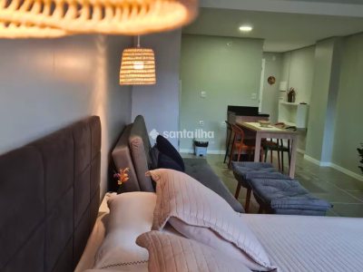 Studio à venda com 38m², 1 quarto, 1 vaga no bairro Campeche em Florianópolis - Foto 2