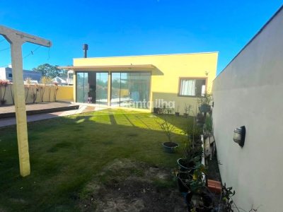Casa à venda com 184m², 3 quartos, 1 suíte, 1 vaga no bairro Ribeirão da Ilha em Florianópolis - Foto 33