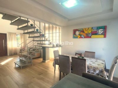 Casa à venda com 184m², 3 quartos, 1 suíte, 1 vaga no bairro Ribeirão da Ilha em Florianópolis - Foto 6
